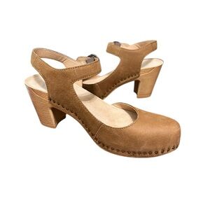Dansko Tan Women's Mules